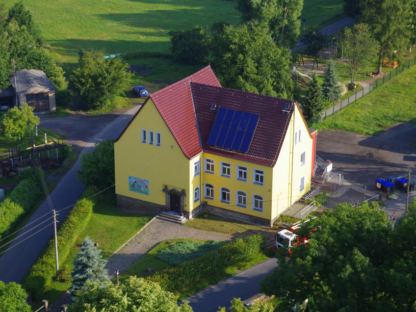 Die Kindertagesstätte Dorf Wehlen in der Außenansicht